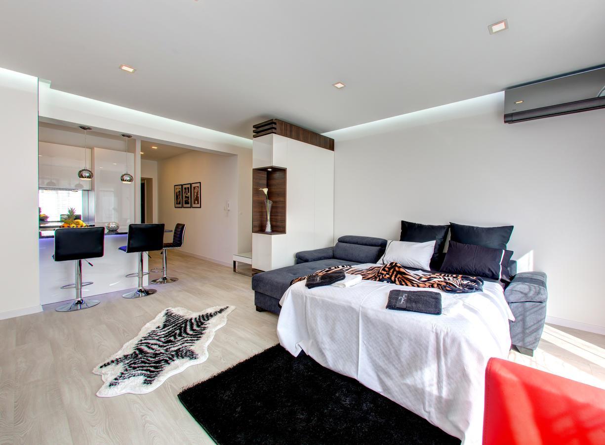 Luxury Apartment Crystal Mostar Buitenkant foto