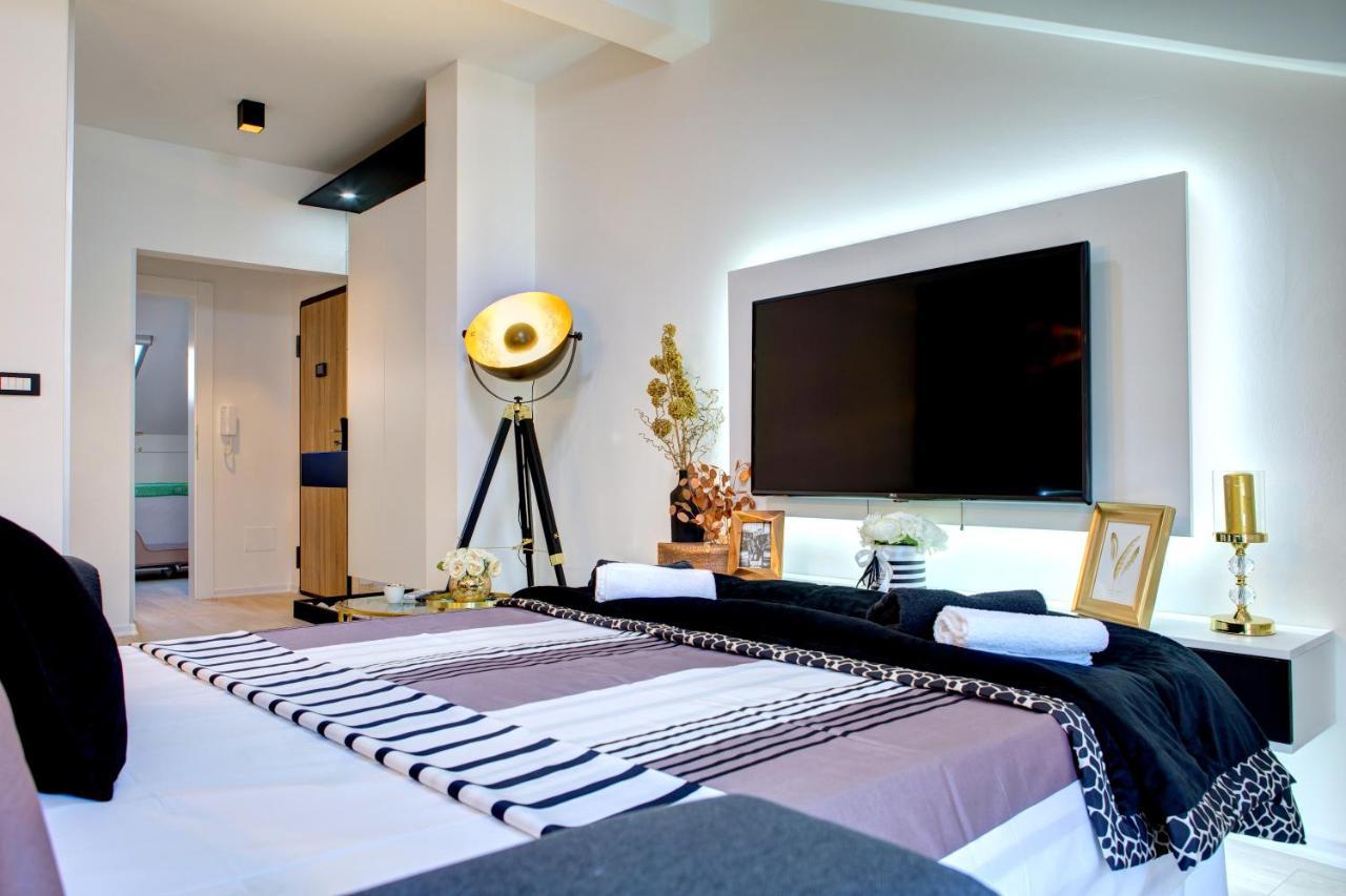 Luxury Apartment Crystal Mostar Buitenkant foto